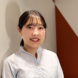 Ami Hokama